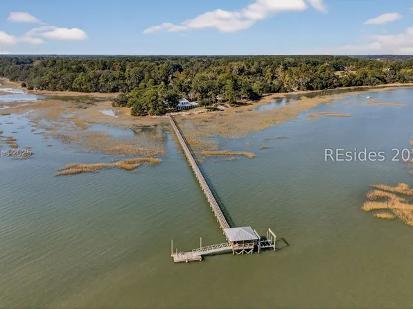 90 Calhoun Plantation Rd, Okatie, SC 29909