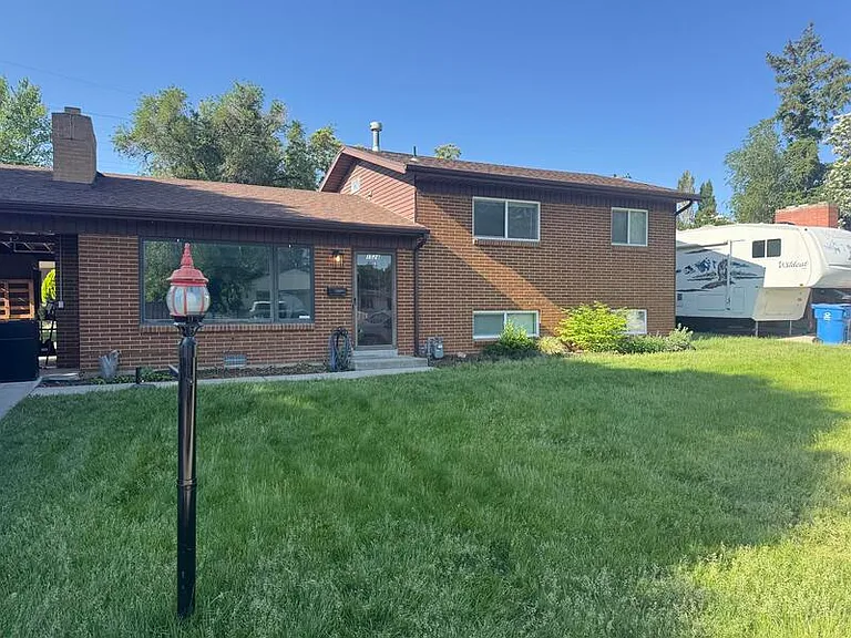 1528 E Dawn Dr #1528 — Photo 1