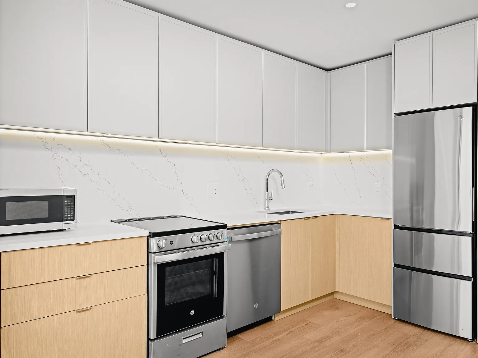 2900 Nostrand Avenue — Photo 2