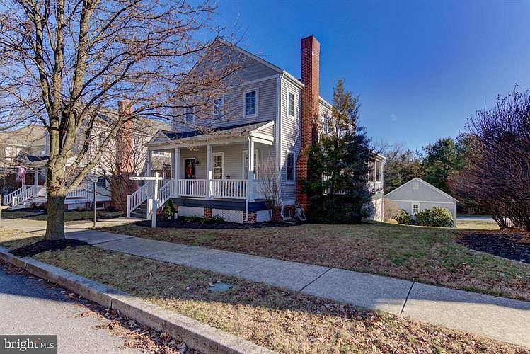 1st image of 493 Braceland Dr