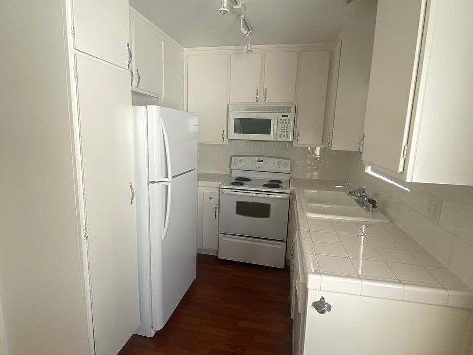 1st image of 846 4th St APT 308