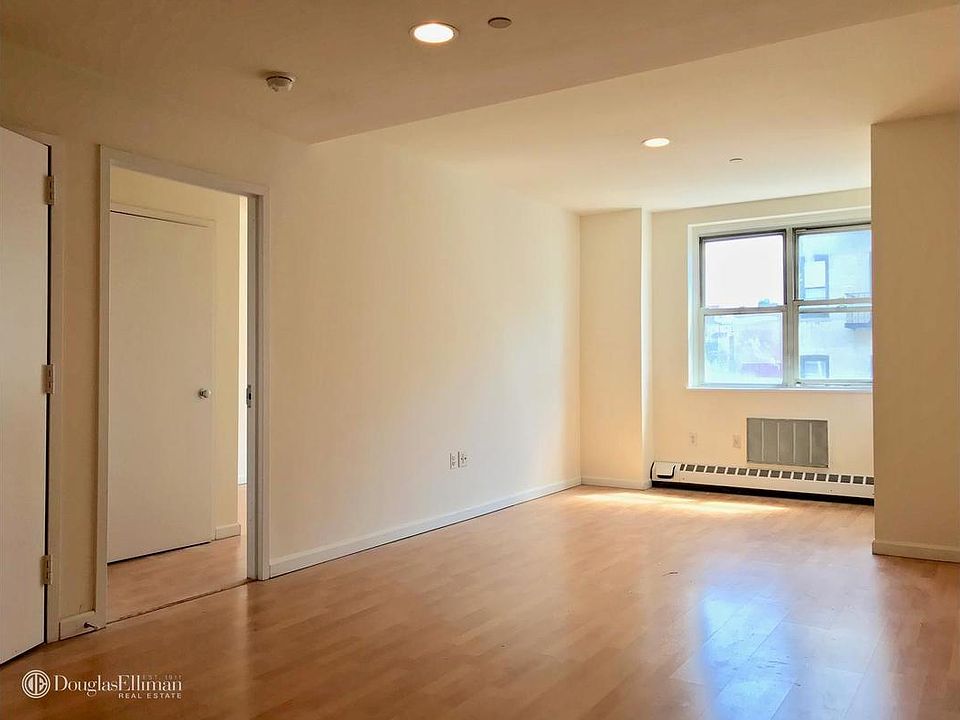 1st image of 2737 27th St APT 4J