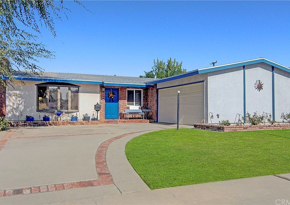 1st image of 5131 Duncannon Ave