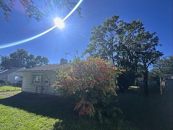 4th image of 903 S Hampton Rd