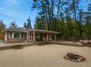 54 Homewood Ave, Wasaga Beach, ON L9Z2M2