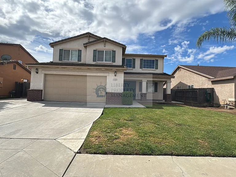 6206 E Bellaire Way — Photo 1