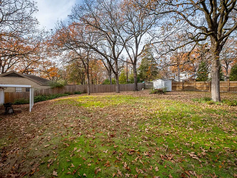 505 Skyline Dr — Photo 38