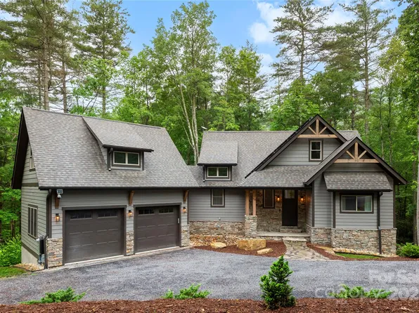 68 Huckleberry Ridge Ln, Zirconia, NC 28790