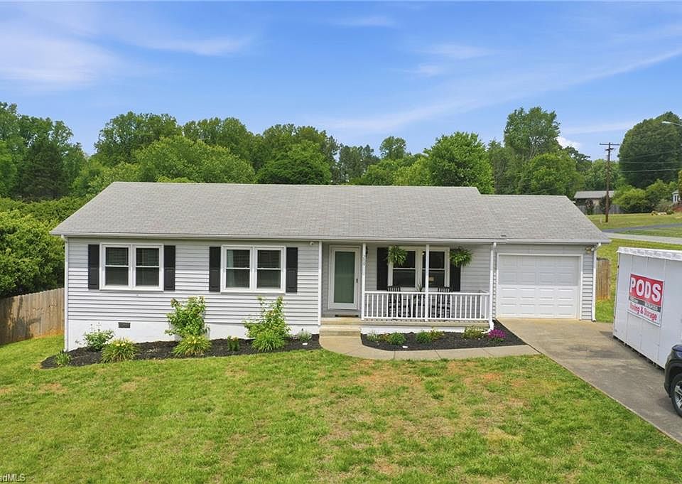 1st image of 200 Creeksedge Ct