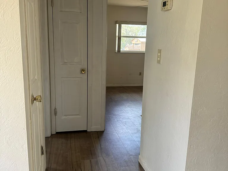308 Violet Ln — Photo 13