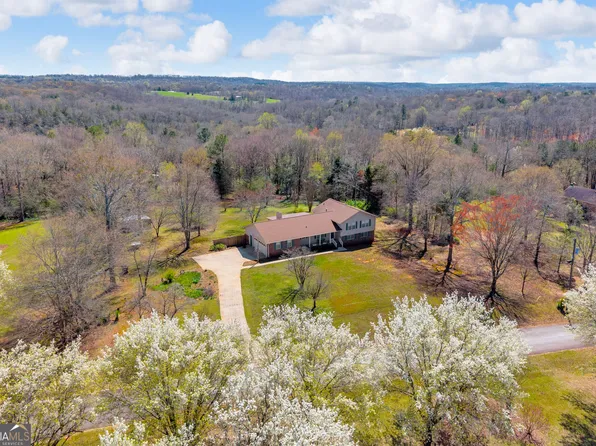 80 Riverbend Cir, Royston, GA 30662