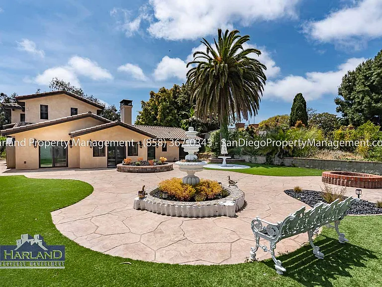 6271 Soledad Mountain Rd — Photo 10
