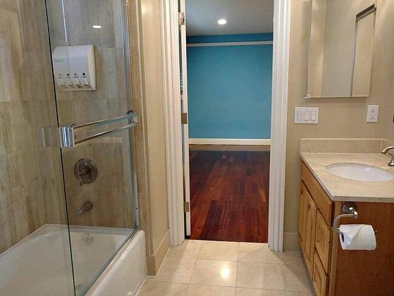 4th image of 2700 Martinez Dr