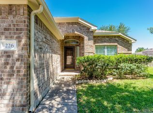 226 Village Crest Dr, Richmond, TX 77469