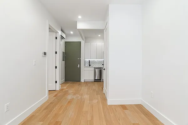 Rented by Yup Realty LLC | media 5