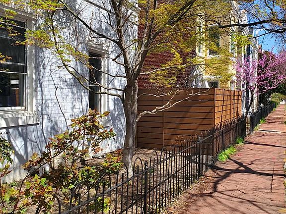 2nd image of 1200 D St NE
