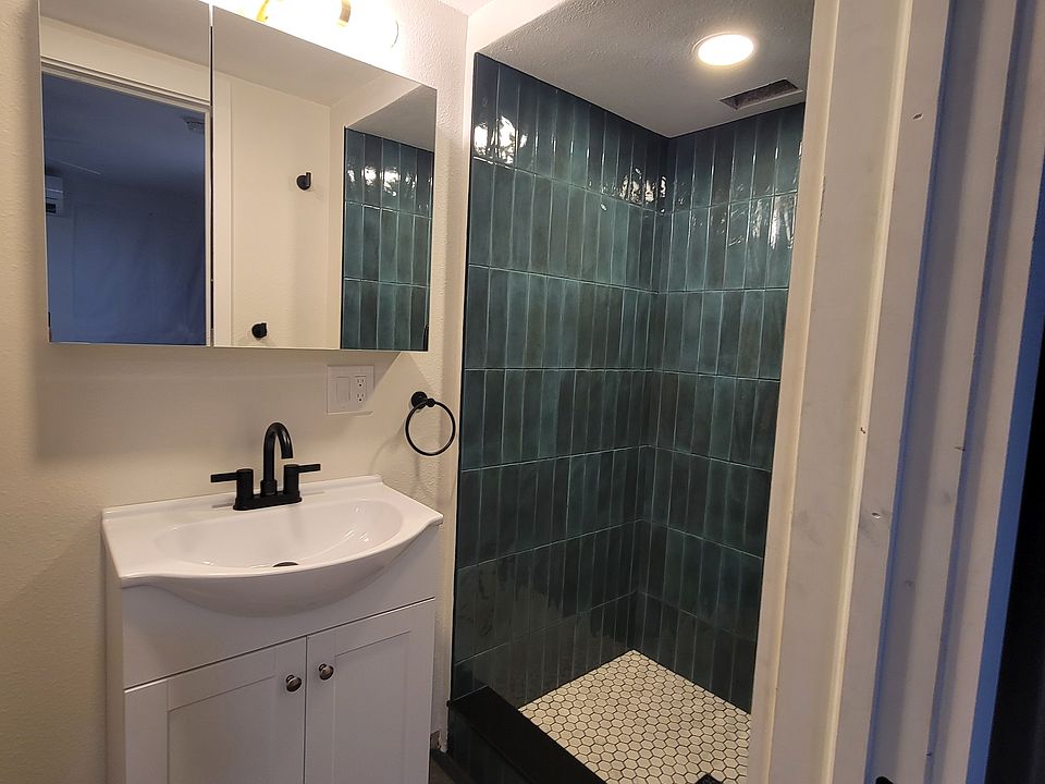Beautifully updated master bath