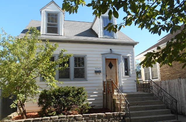 1st image of 3247 N Neenah Ave