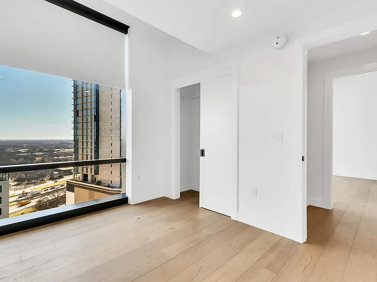 70 Rainey St #1607 — Photo 26