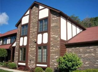 1450 Lakeside Dr, East Lansing, MI 48823