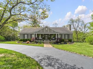 6217 Innes Trace Rd, Louisville, KY 40222