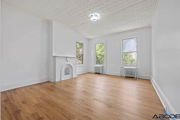 Rented by ABODE NYC LLC | media 9