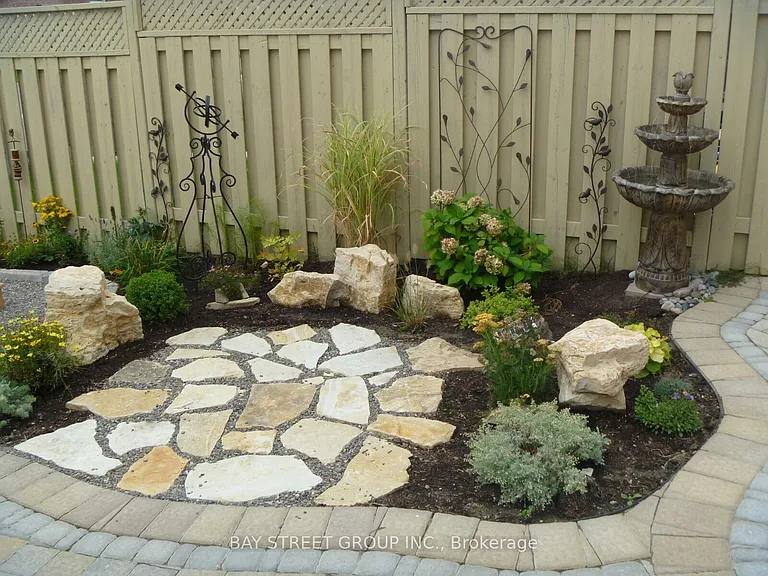 71 Ian Baron Ave — Photo 16