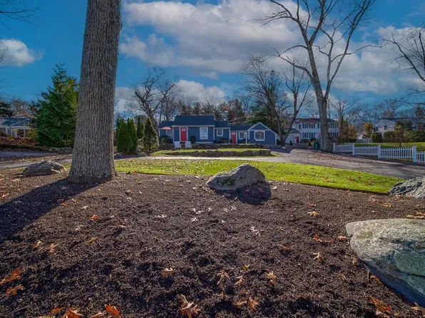 170 Cowesett Rd, Warwick, RI 02886