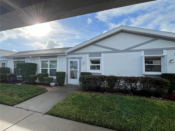 2nd image of 6841 Sandtrap Dr