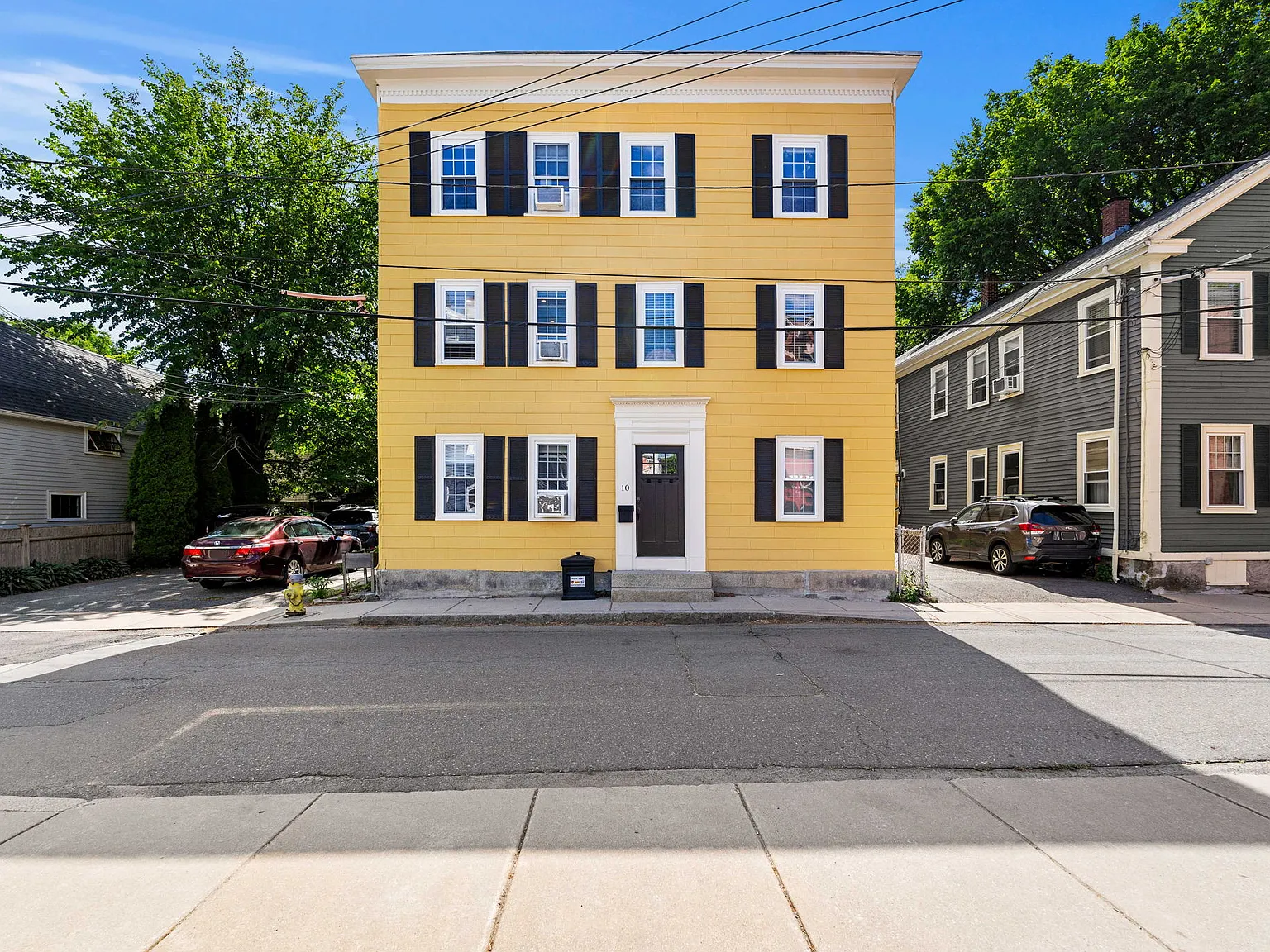3 bed, 1117 sqft, $2,950 — Photo 1