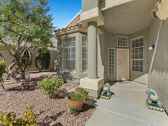 3rd image of 1413 Sun Copper Dr