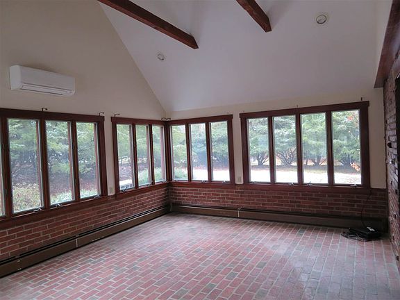5th image of 148 Park Ln