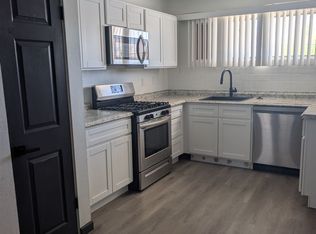 1215 W Roger Rd #1201-10, Tucson, AZ 85705