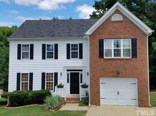 100 Persimmon Bottom Ct, Holly Springs, NC 27540