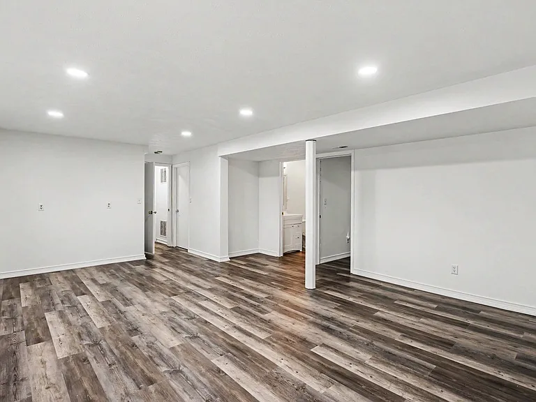 5301 W Olympic Cir — Photo 13