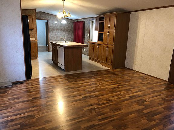 3rd image of 3301 W 2nd St Lot 57