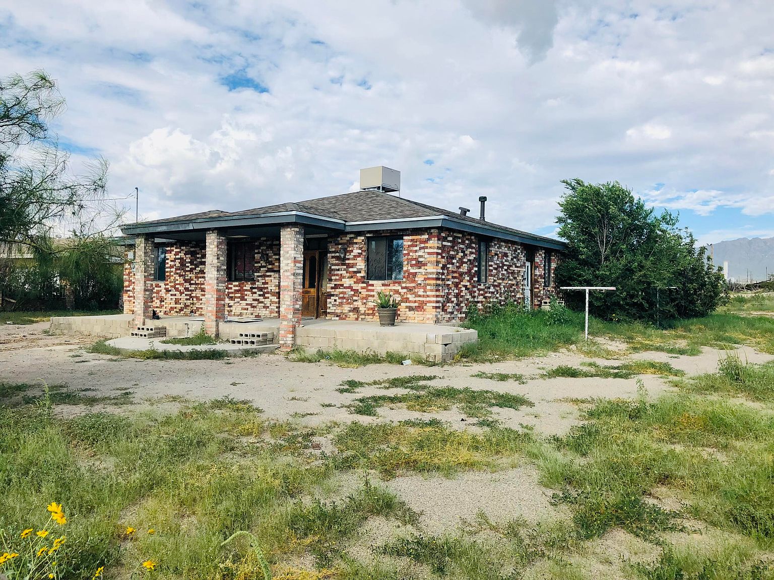 8110 Iron Dr, Vinton, TX 79821 Zillow