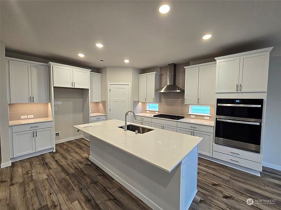4th image of 18310 132nd Avenue E #lt 66