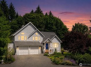 10820 NE 183rd Ct, Bothell, WA 98011