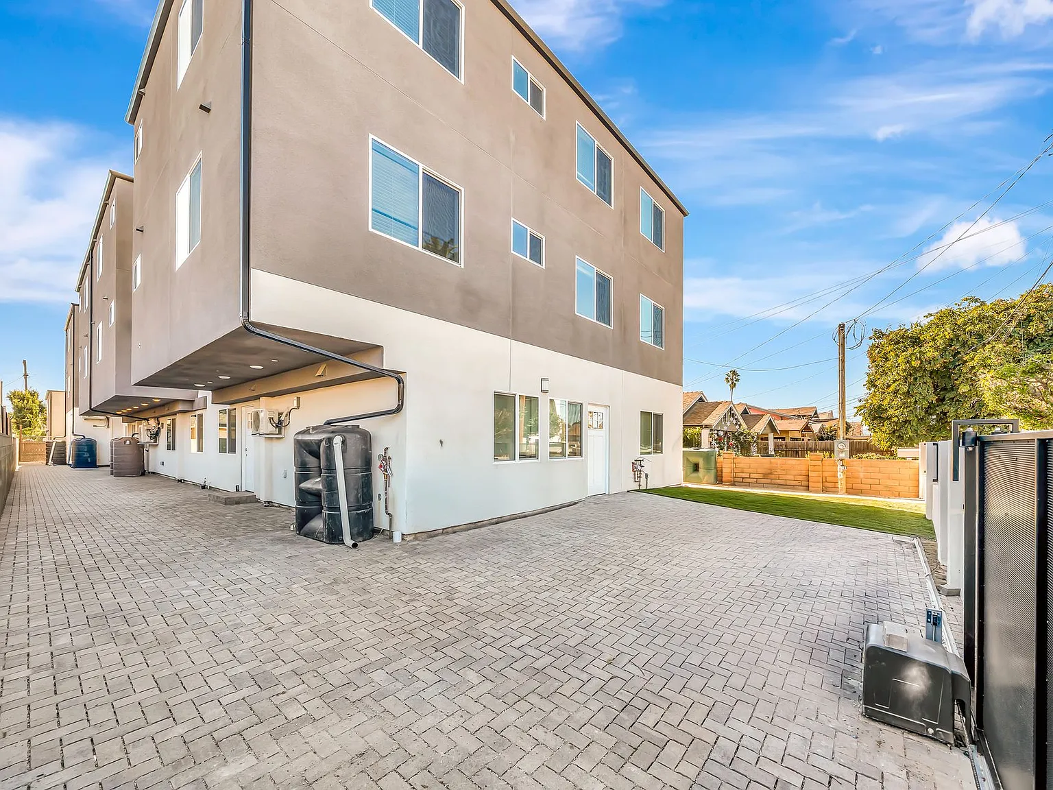 USC Student Residences at 37th Street — Photo 3
