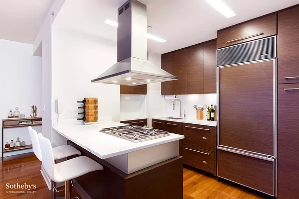 Sold by Sotheby's International Realty | media 2
