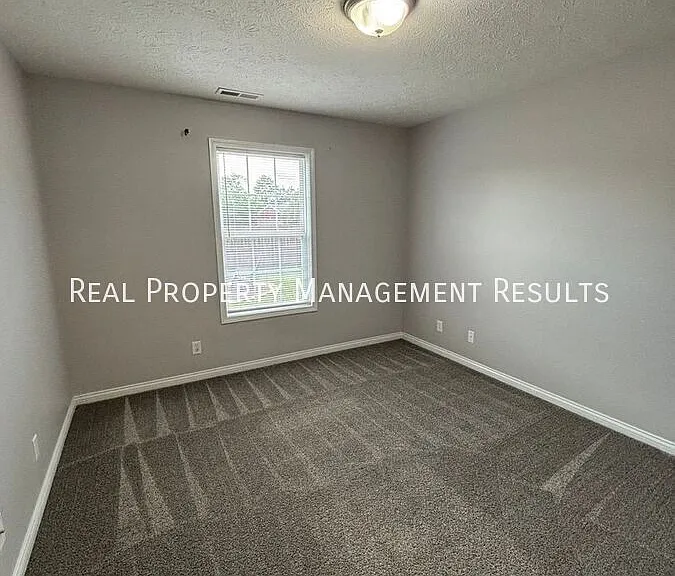 4789 Imperial Dr — Photo 14