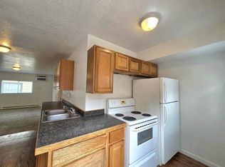 227 S Chelan Ave, Wenatchee, WA 98801