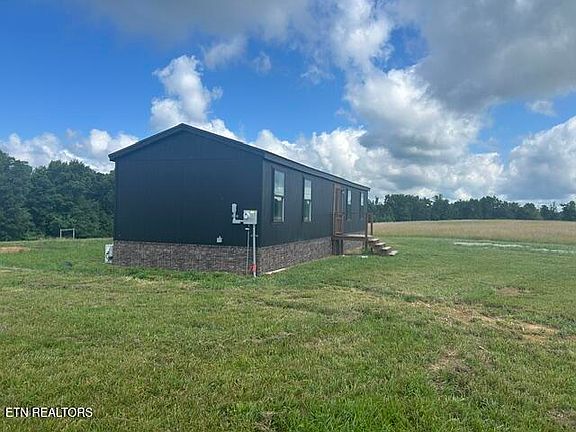 4th image of 367 Christenson Rd
