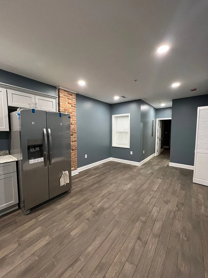 2020 McCulloh Street — Photo 2