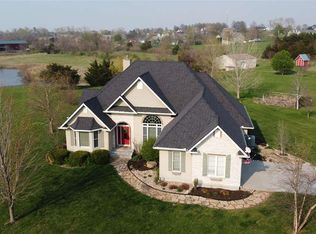 2355 Pleasant Valley Dr, Ottawa, KS 66067