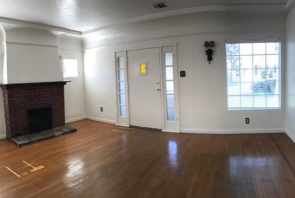 Living Room w/Fireplace