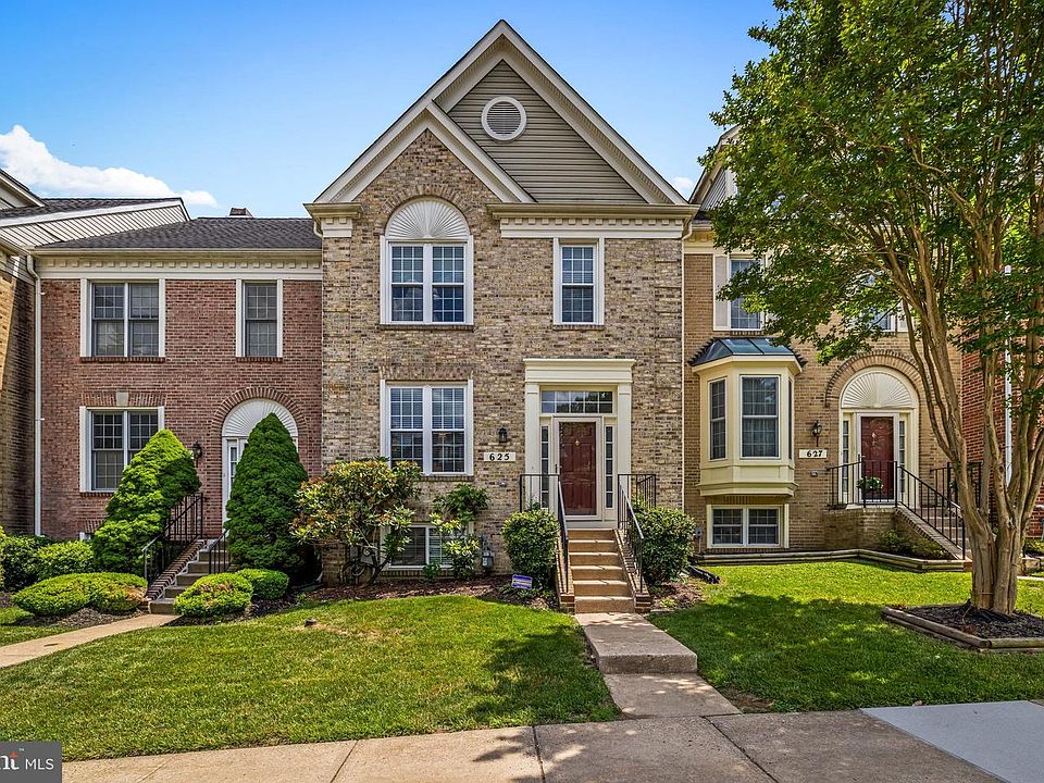 1st image of 625 Lavenham Ct