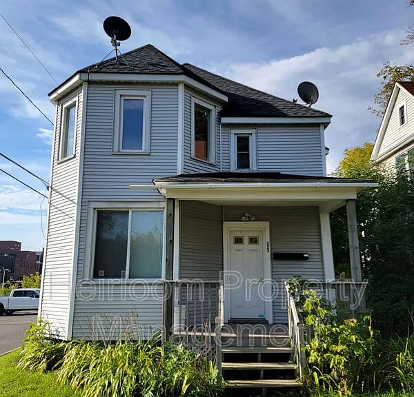 223 N 11th Ave E #2 — Photo 14