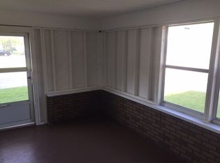 401 Argyle St, Waterloo, IA 50703